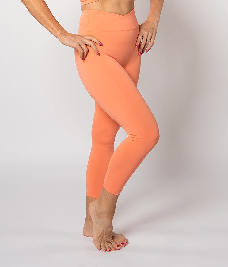 Essence Leggings